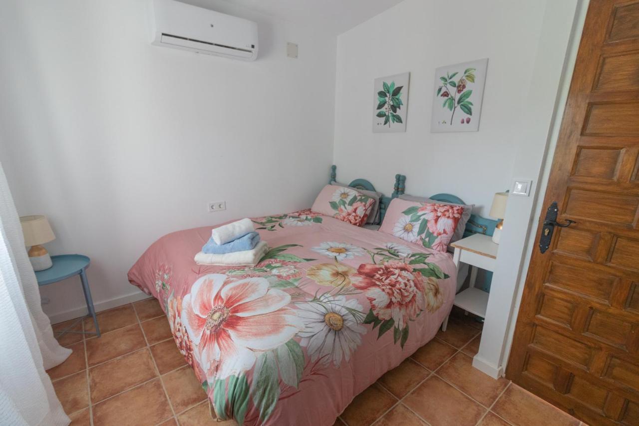 Dragonfly House Spain 安特克拉 外观 照片